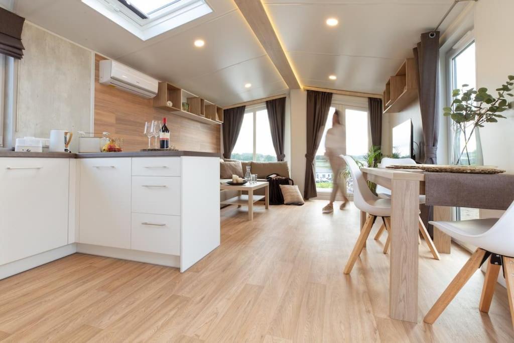 Gemuetliches, Voll Ausgestattes Tiny House Apartment Vilseck Ngoại thất bức ảnh