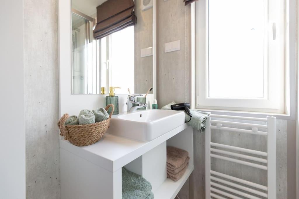 Gemuetliches, Voll Ausgestattes Tiny House Apartment Vilseck Ngoại thất bức ảnh